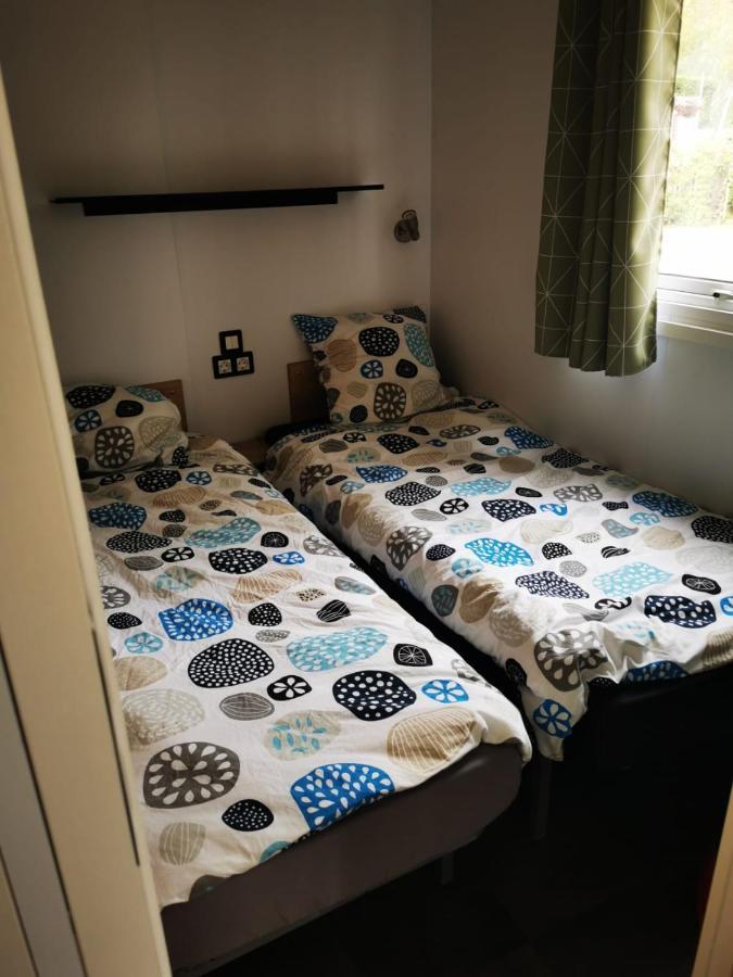 Mobil Home Neuf Camping L Ile Dor Plage St Raphael Avec Piscine Сен-Рафаэль Экстерьер фото